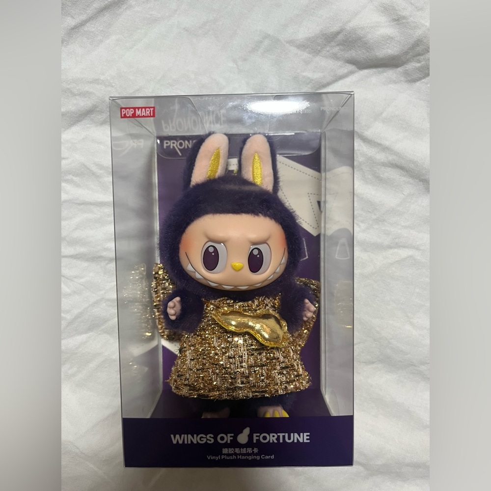 LABUBU x PRONOUNCE WINGS OF FORTUNE Vinyl Plush Hanging Card BRAND NEW